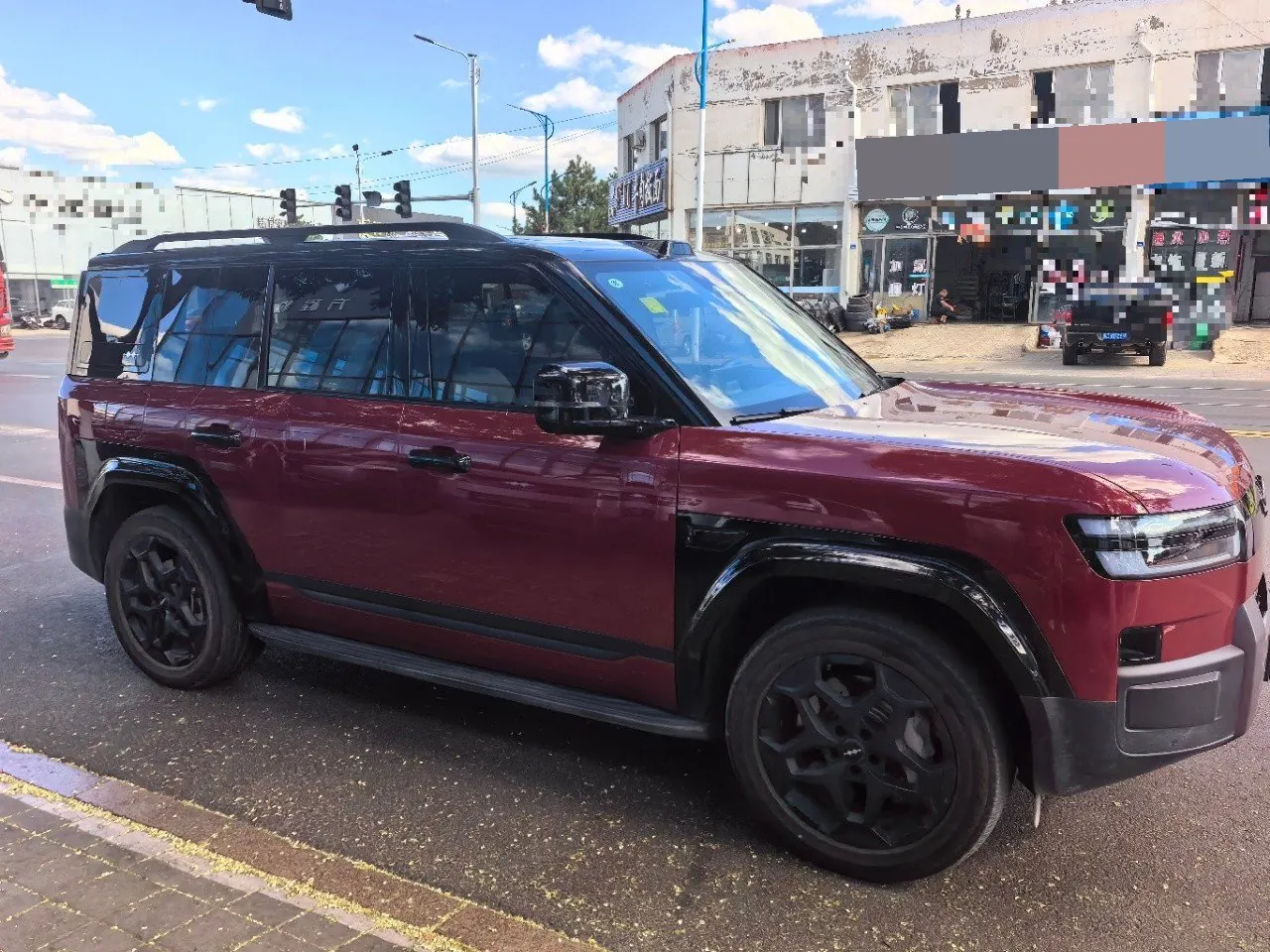 FangChengBao 2025 titanium 7 1.5T stepless 190KM four-wheel drive Ultra version of automatic gear 2