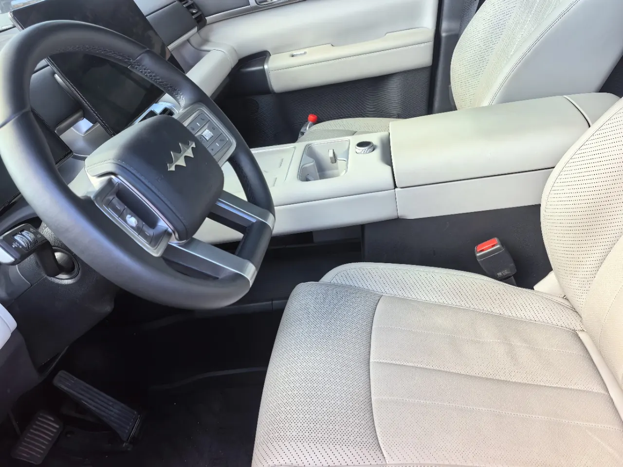 FangChengBao 2025 titanium 7 1.5T stepless 190KM four-wheel drive Ultra version of automatic gear 5
