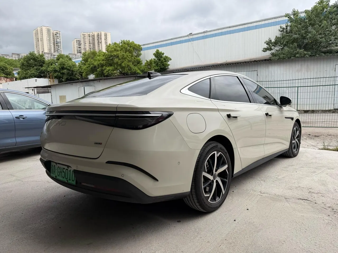 BYD 2026 Seal 07 DM-i 1.5T CVT 230km Flagship Automatic 6