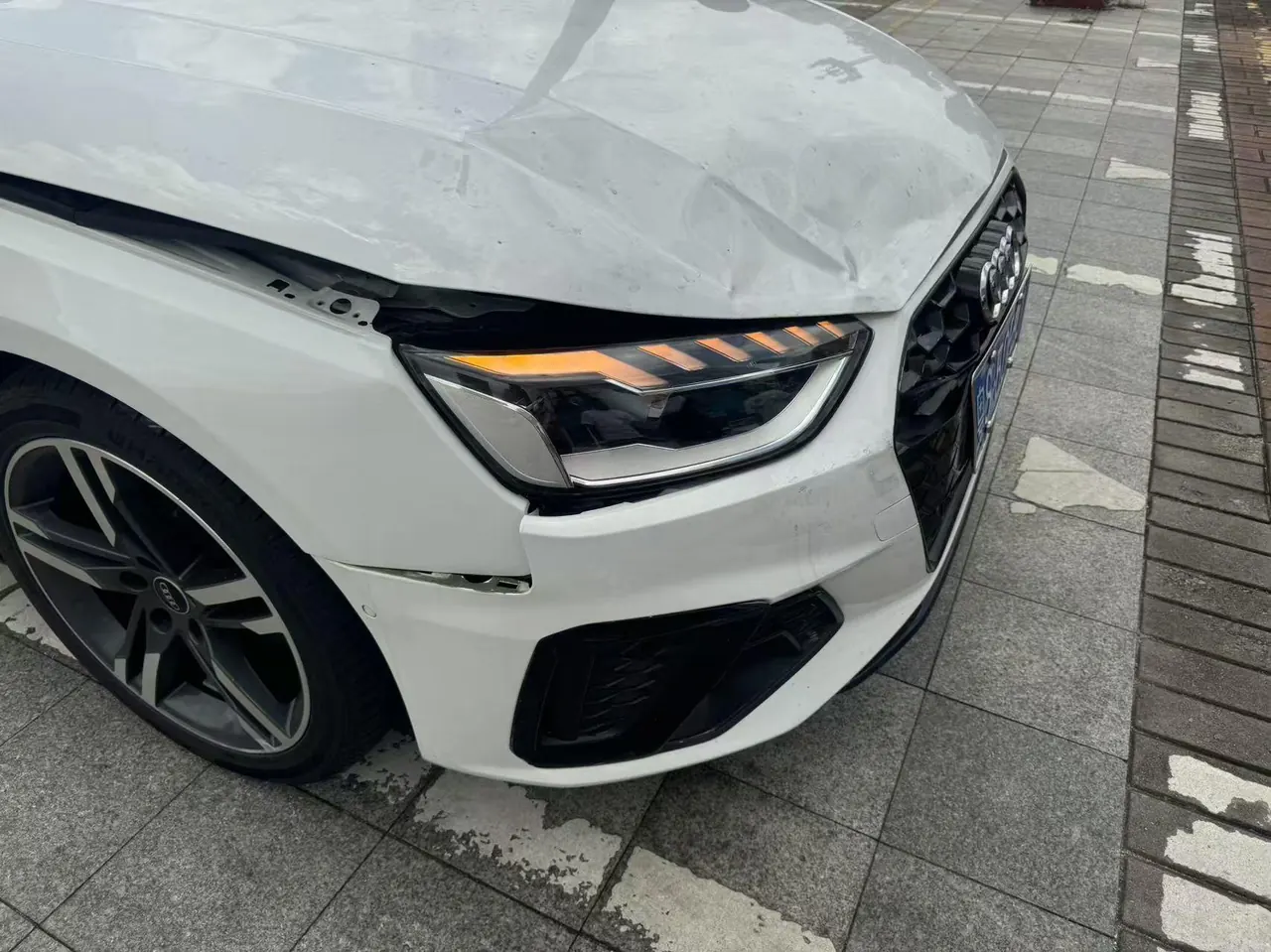 Audi 2022 A4L 2.0TFSI 40TFSI Deluxe Dynamic Automatic 7