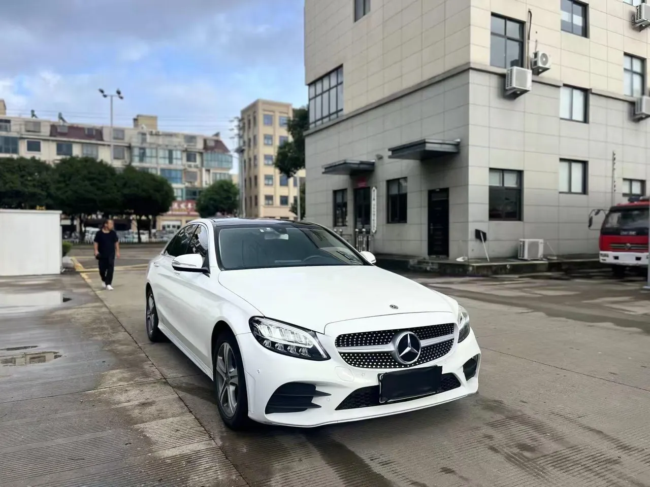 Mercedes Benz Class C 2020 C 260 L 48V 1.5T (modified) automatic gear 3