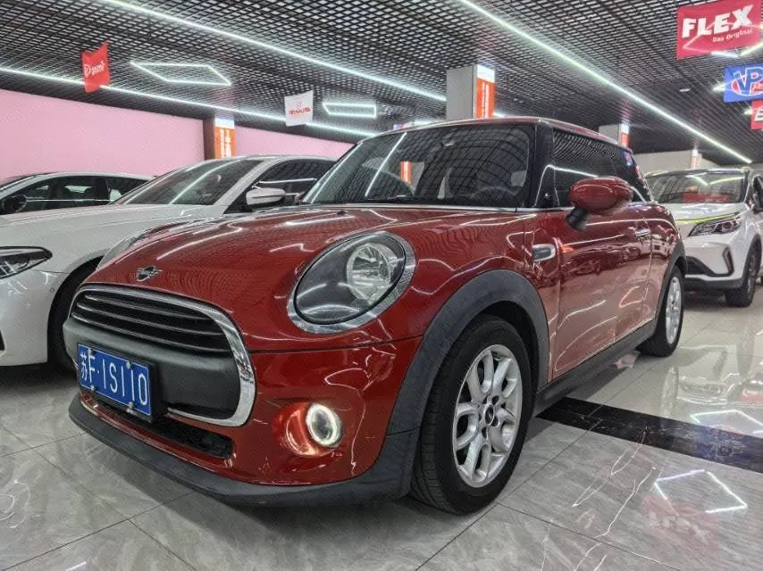 Open image lightbox: MINI Mini (imported) 2020 Mini One PLUS 1.5T automatic gear