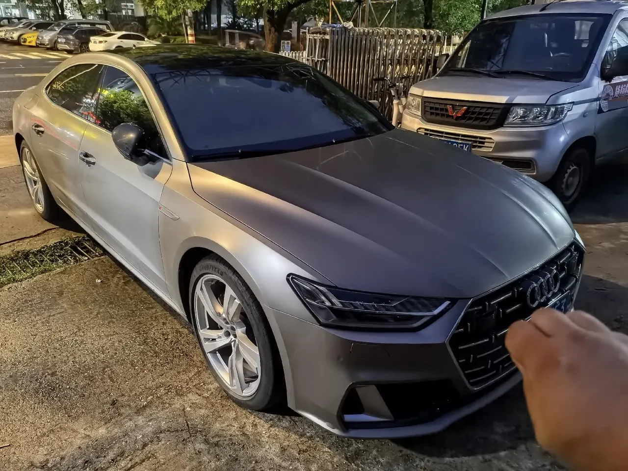Audi 2022 A7L 2.0TFSI 45TFSI S-line Building Dream Future Edition Automatic Gear 2