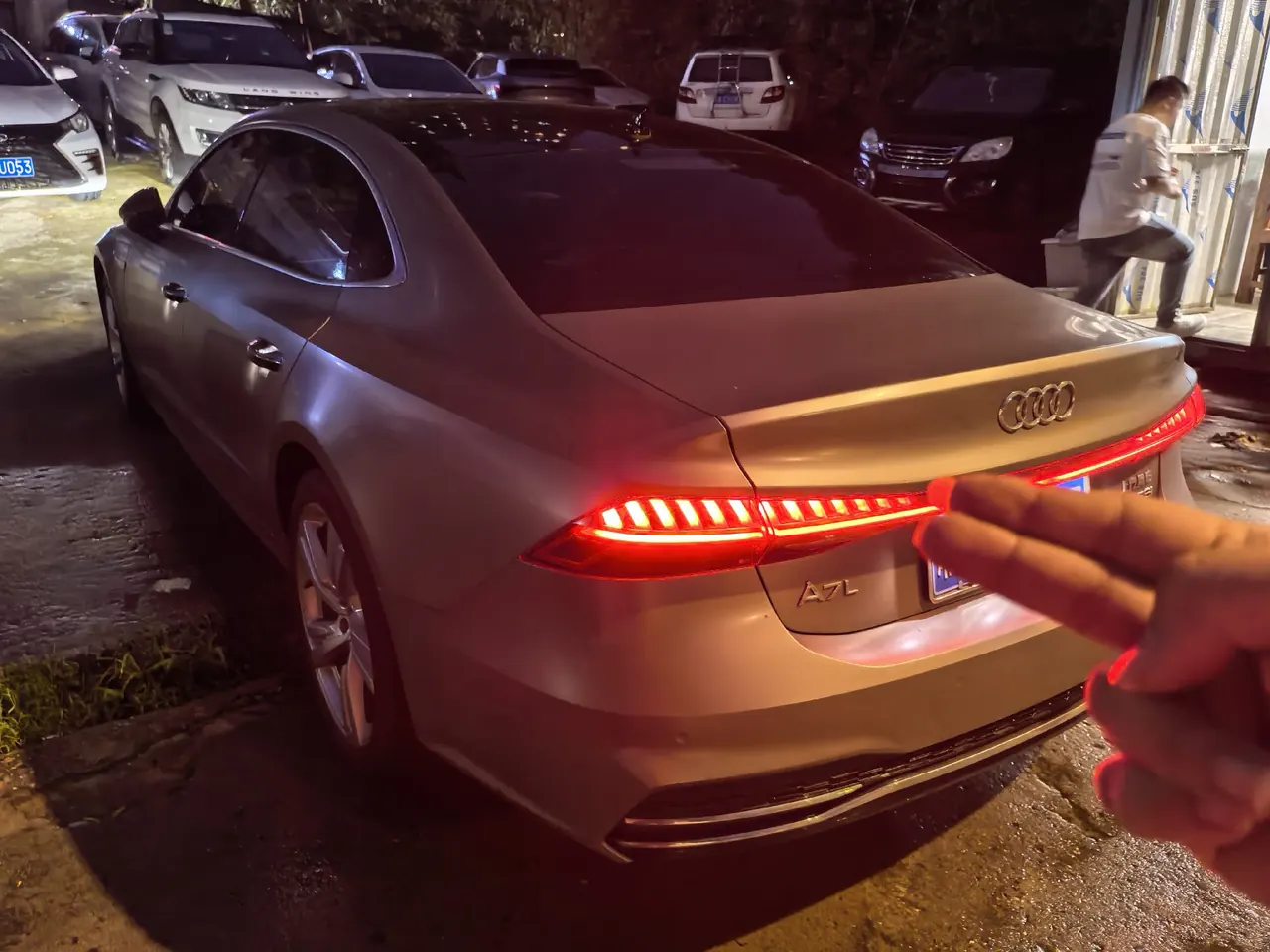 Audi 2022 A7L 2.0TFSI 45TFSI S-line Building Dream Future Edition Automatic Gear 4