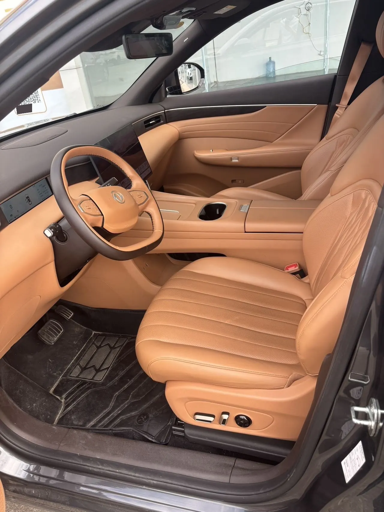 Aeolus 2025 L8 1.5T 185KM Dream Edition Automatic Gear 4