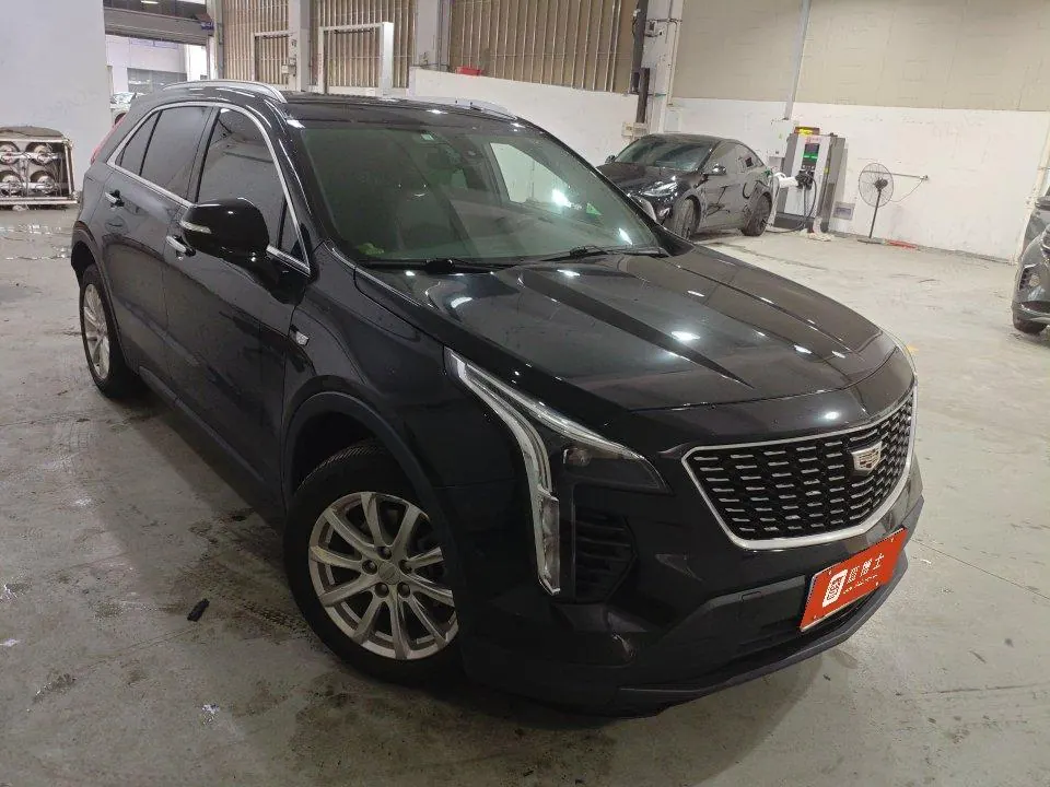 Cadillac 2022 XT4 48V 2.0T 28T Two-Drive Fashion Automatic Gear 4