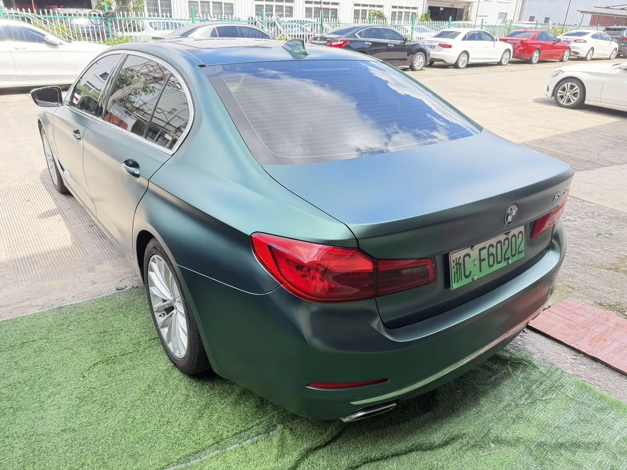 BMW 5 series new energy 2020 530Le 2.0T mileage upgraded luxury package automatic gear 4