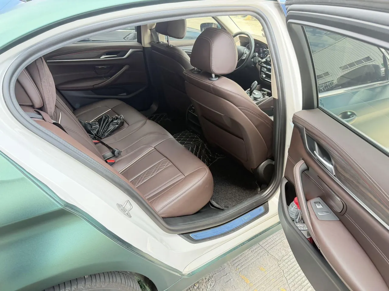 BMW 5 series new energy 2020 530Le 2.0T mileage upgraded luxury package automatic gear 6