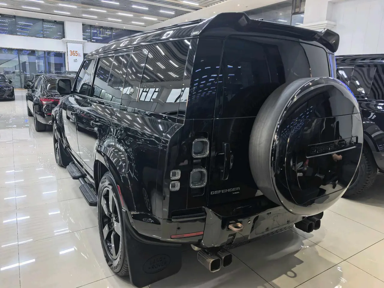Land Rover Guard (Imported) 2023 Guard 110 48V 3.0T P400 X-DYNAMIC HSE (Modified) Automatic Gear 8