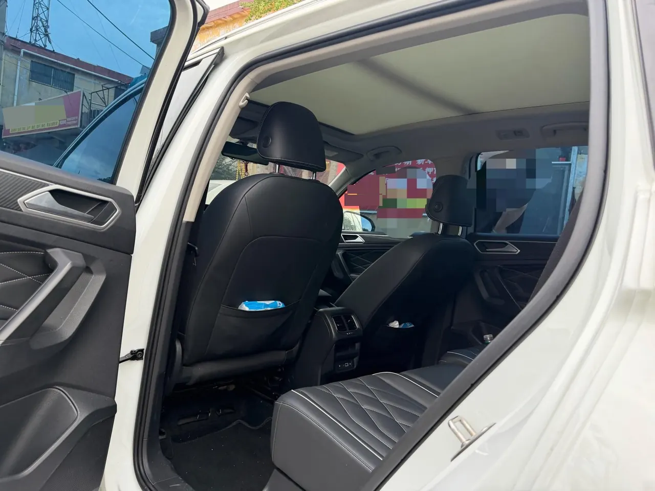 Volkswagen 2024 Tiguan L R-Line 2.0TSI 330TSI Two‑wheel‑drive R‑Line Dragon Glory Edition Automatic 4