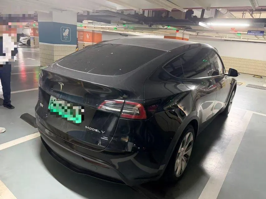 Tesla 2022 Model Y rear-wheel drive version (facelift) automatic gear 5