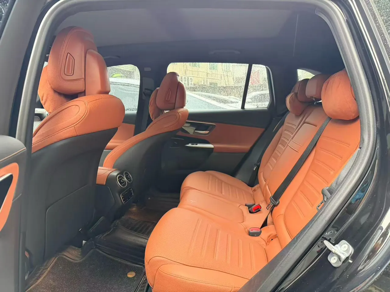 Mercedes Benz 2023 GLC 300 L 4MATIC 48V 2.0T dynamic 5-seat automatic gear 9