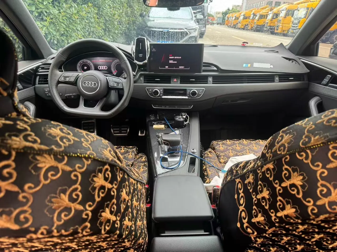 Audi 2024 A4L 2.0TFSI 40TFSI Deluxe Dynamic Automatic 2