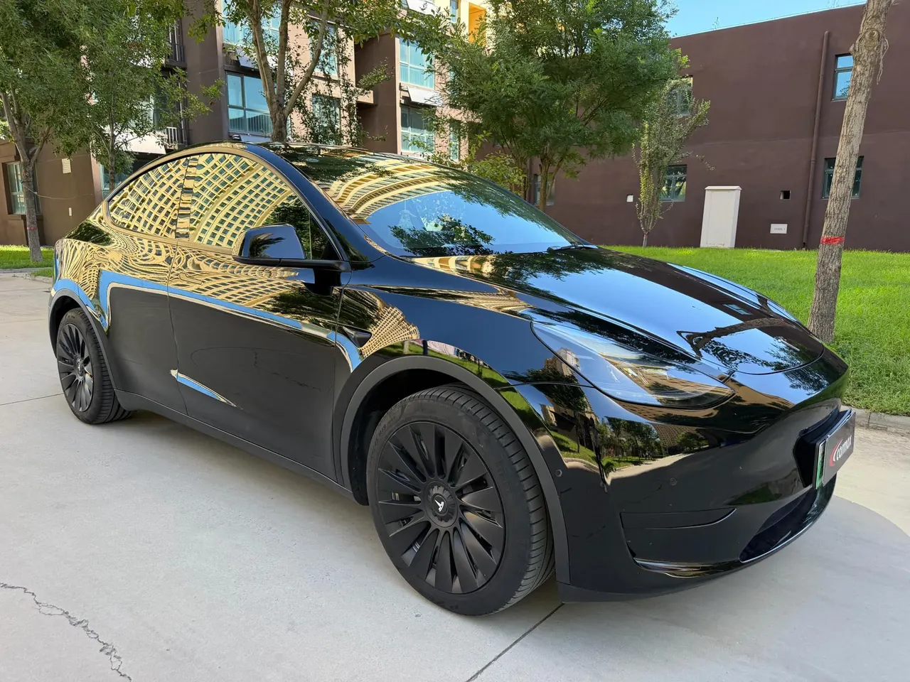 Tesla 2022 Model Y rear-wheel drive version automatic transmission 3