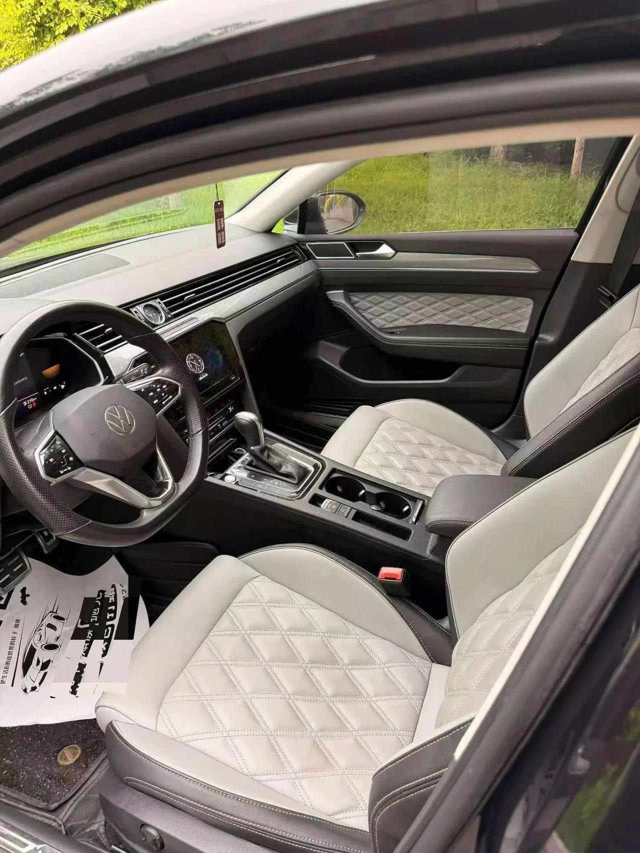 Volkswagen 2023 Magotan 2.0TSI 380TSI 2 million Commemorative Flagship Automatic Gear 5