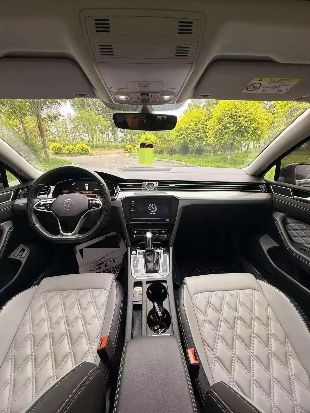Volkswagen 2023 Magotan 2.0TSI 380TSI 2 million Commemorative Flagship Automatic Gear 6