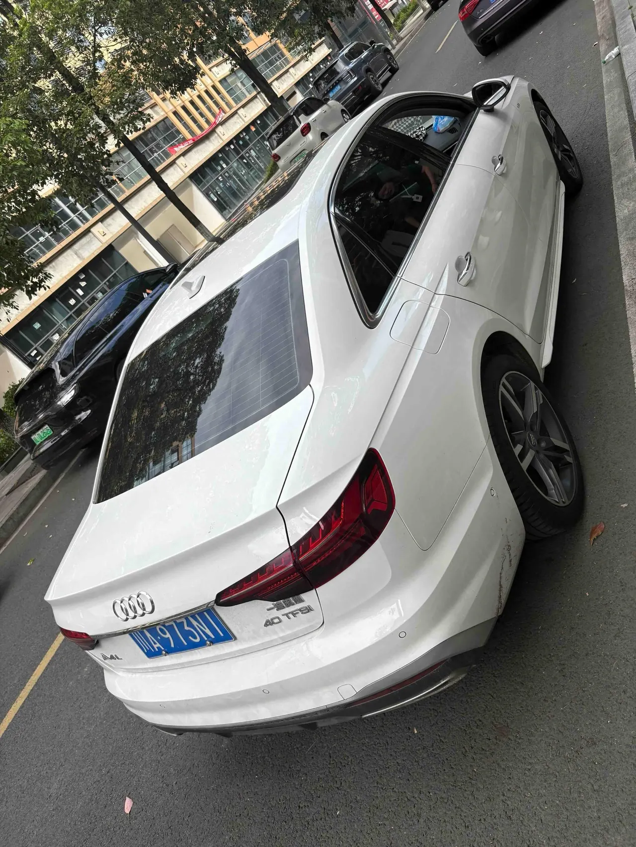 Audi 2020 A4L 2.0TFSI 40TFSI Deluxe Dynamic Automatic 6