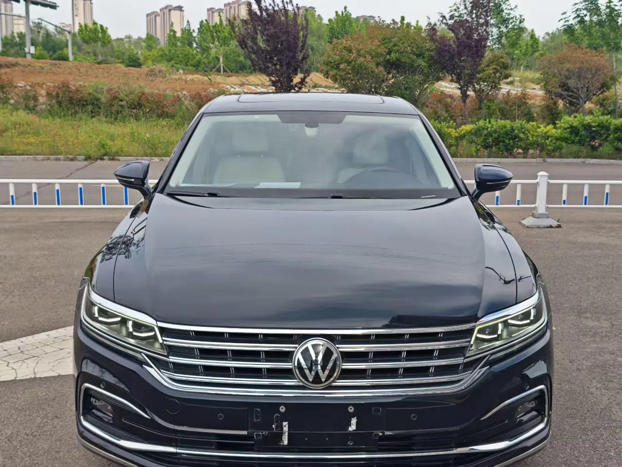 Volkswagen 2021 Huiang 2.0TSI 380TSI Deluxe Edition Automatic Gear 3