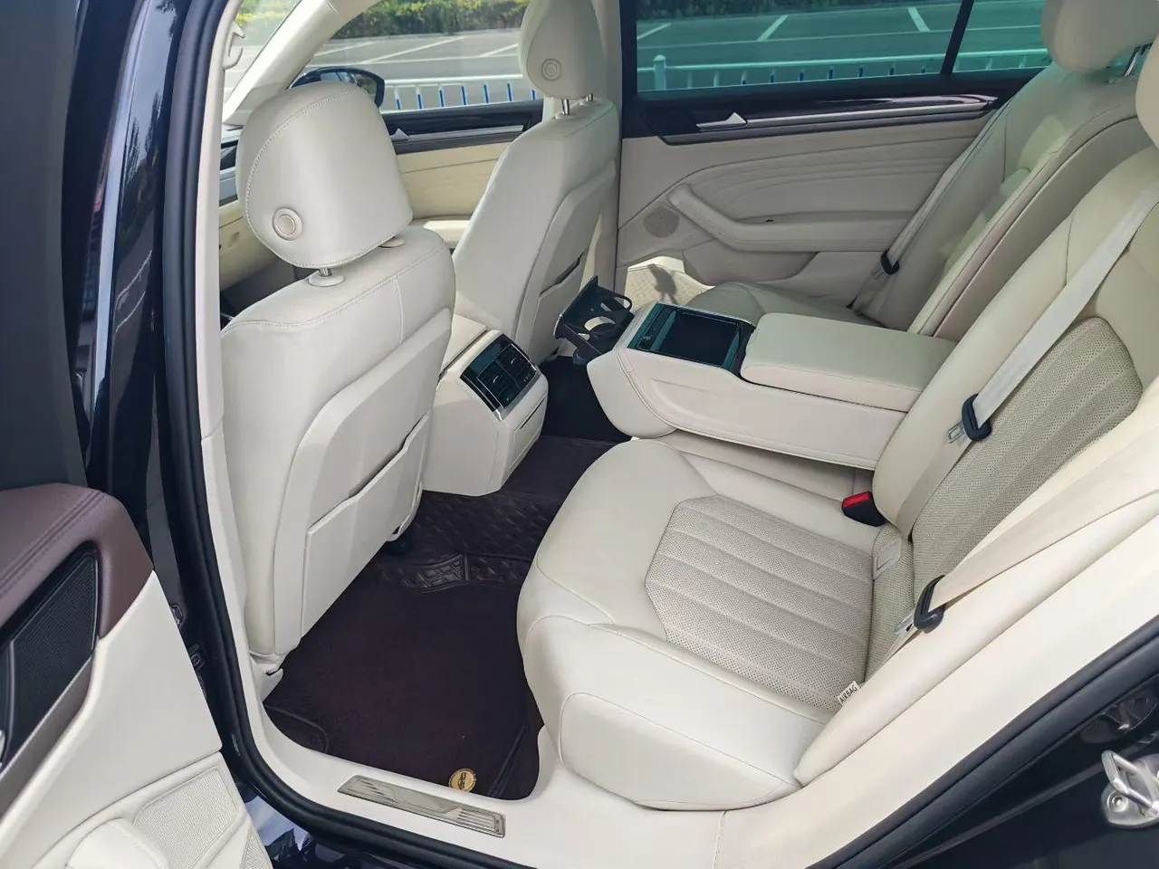 Volkswagen 2021 Huiang 2.0TSI 380TSI Deluxe Edition Automatic Gear 6