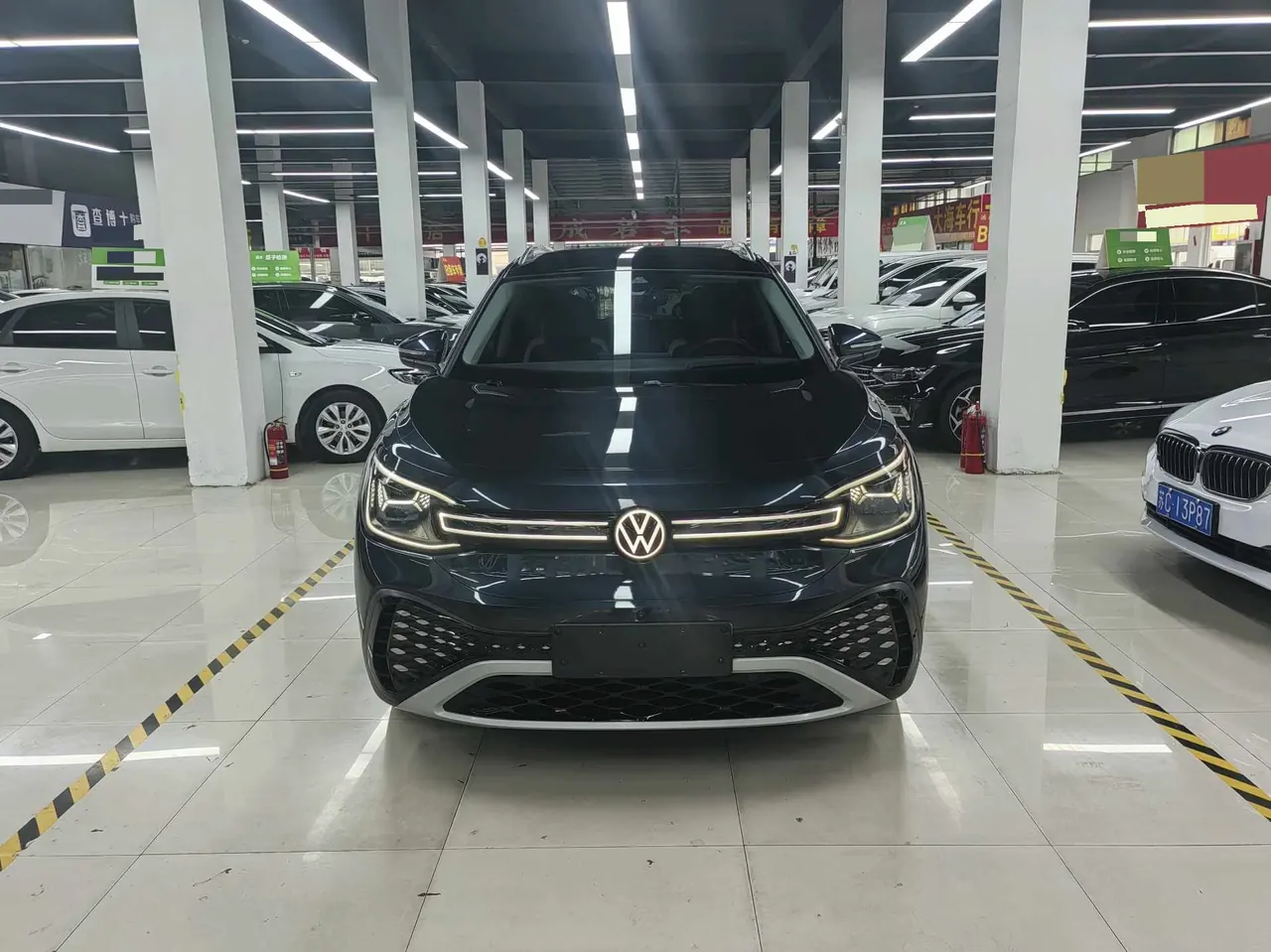 Volkswagen 2022 ID. 6 CROZZ Long Endurance PRO Edition Automatic Transmission 4