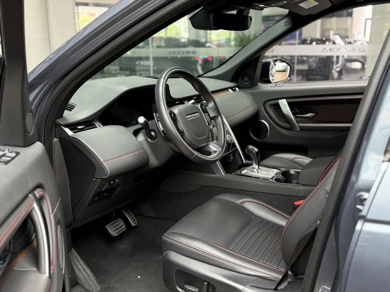Land Rover 2020 Discovery Sports Edition 48V 2.0T 249PS R-Dynamic S Performance Edition Automatic Gear 3