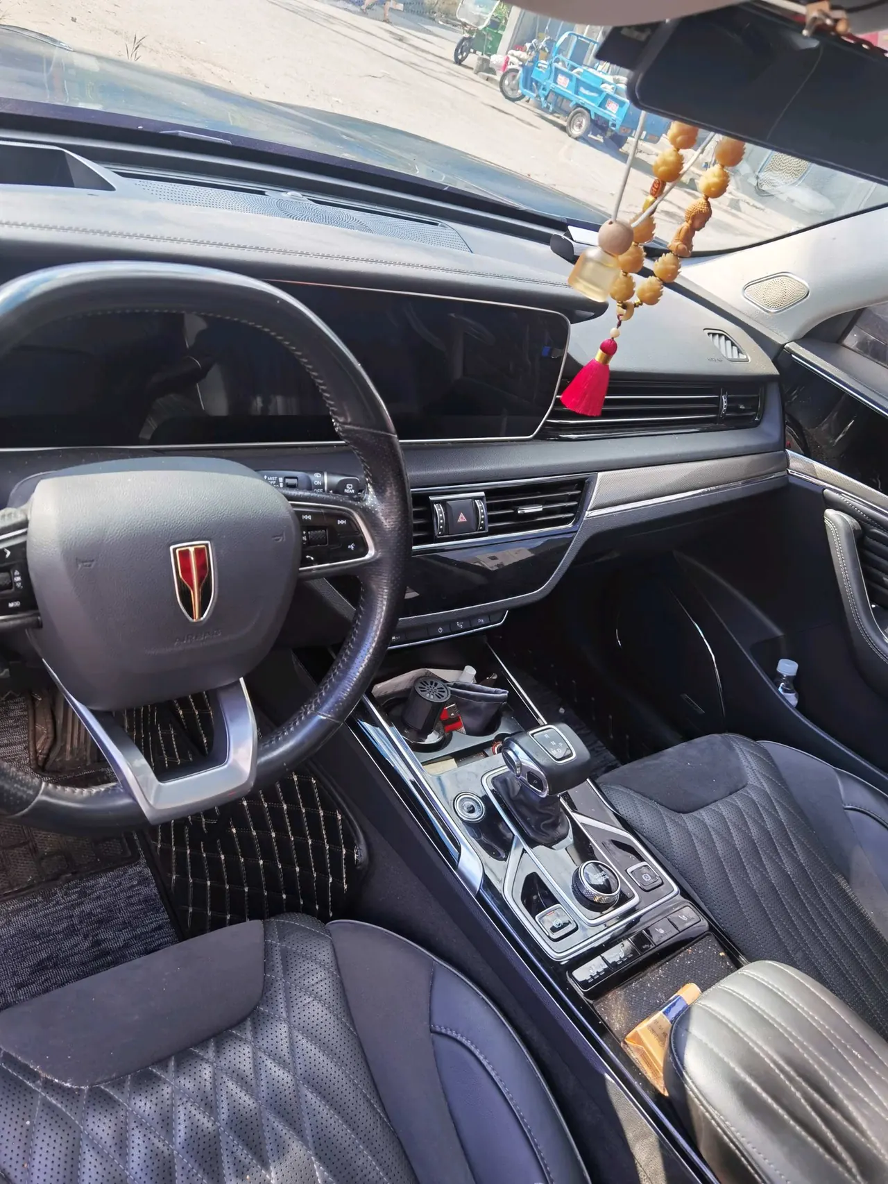 HongQi 2022 HS5 2.0T Zhilian Flag Yue Edition Automatic Gear 6