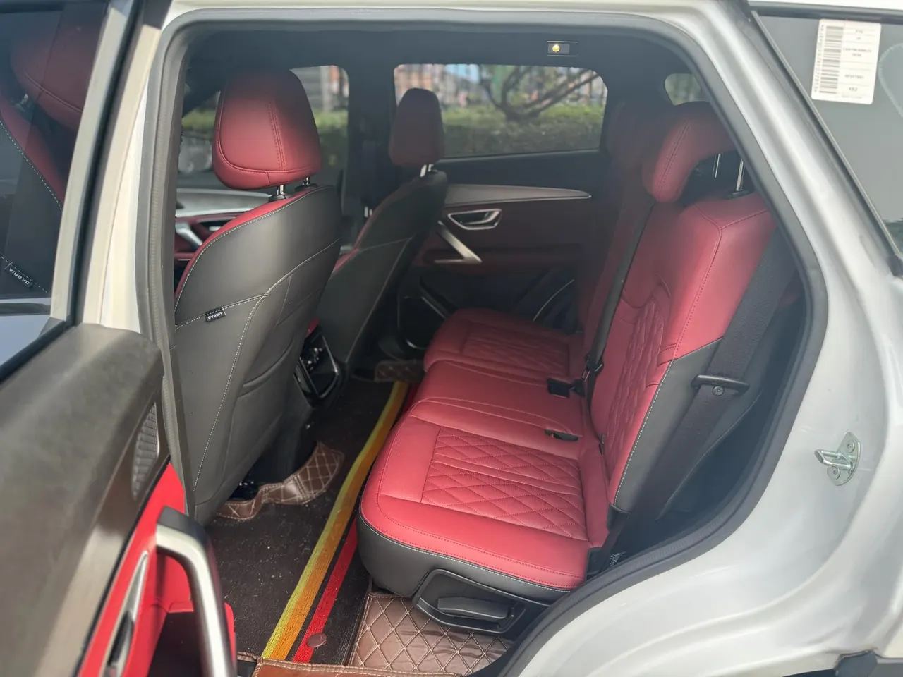 Jetour 2024 X70 PLUS 1.5T Champion Edition MAX7 Automatic Gear 4