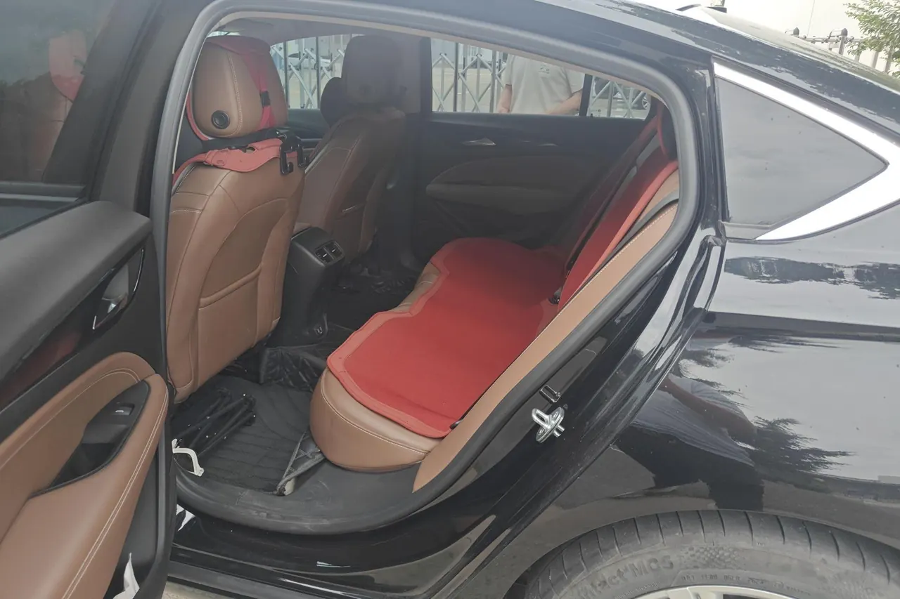 Buick 2024 Regal 2.0T 28T longitudinal edition automatic gear 6