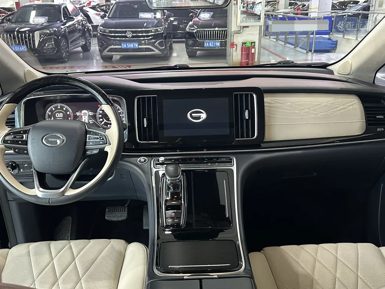 Chuanqi 2021 M8 2.0T 390T Master Series Royal Zun Edition 4-seat Automatic Gear 4