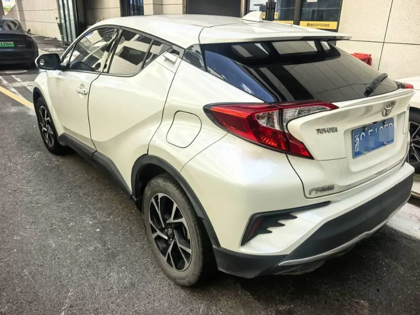 Toyota 2020 C- HR 2.0 stepless leading version of automatic gear 3