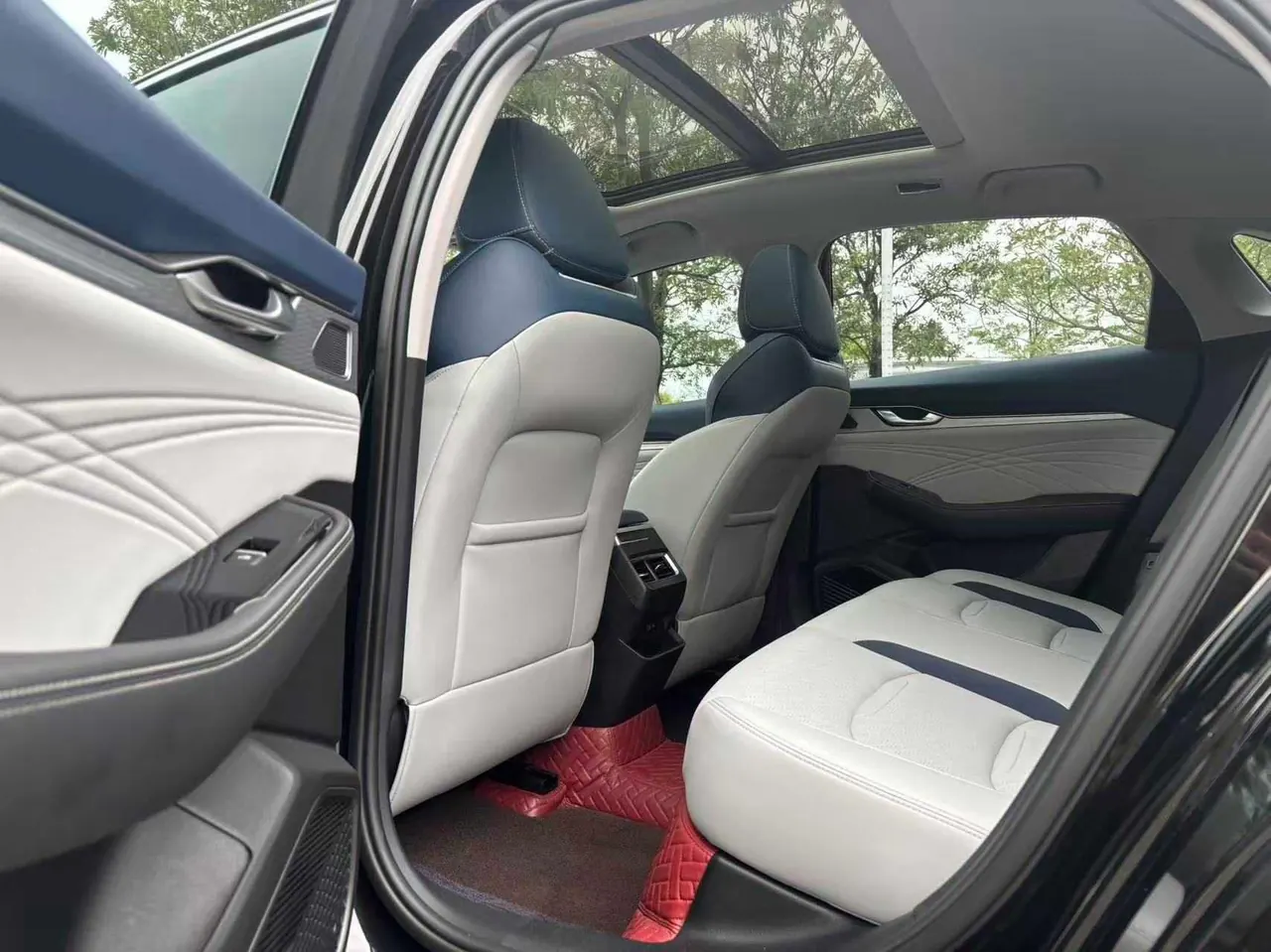Geely 2021 xingrui 2.0T distinguished model (modified) automatic gear 5