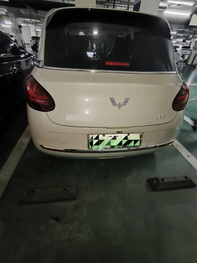 WuLing 2024 Plantronics 333km LingBox Connected Automatic Gear 6