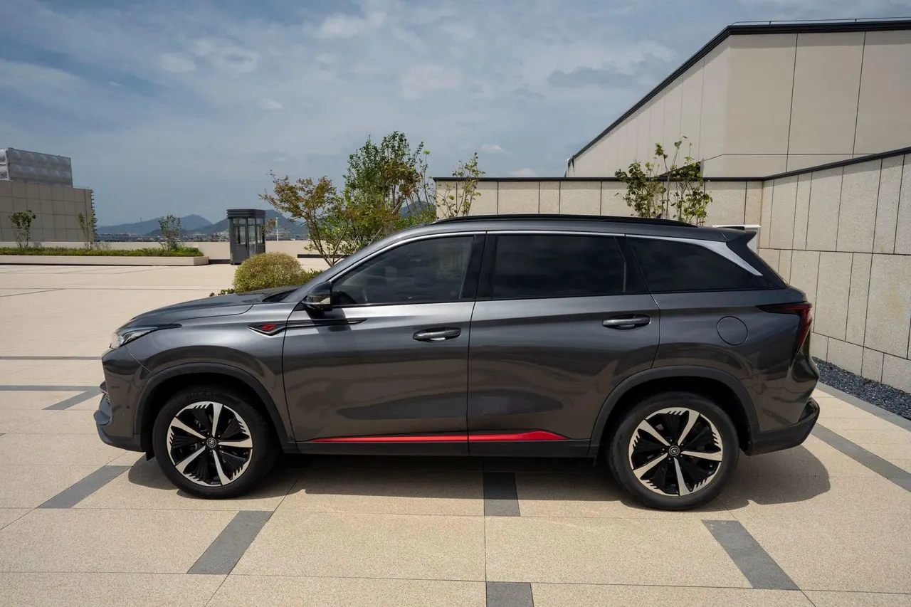 ChangAn 2020 CS75 PLUS 2.0T flagship automatic gear 2