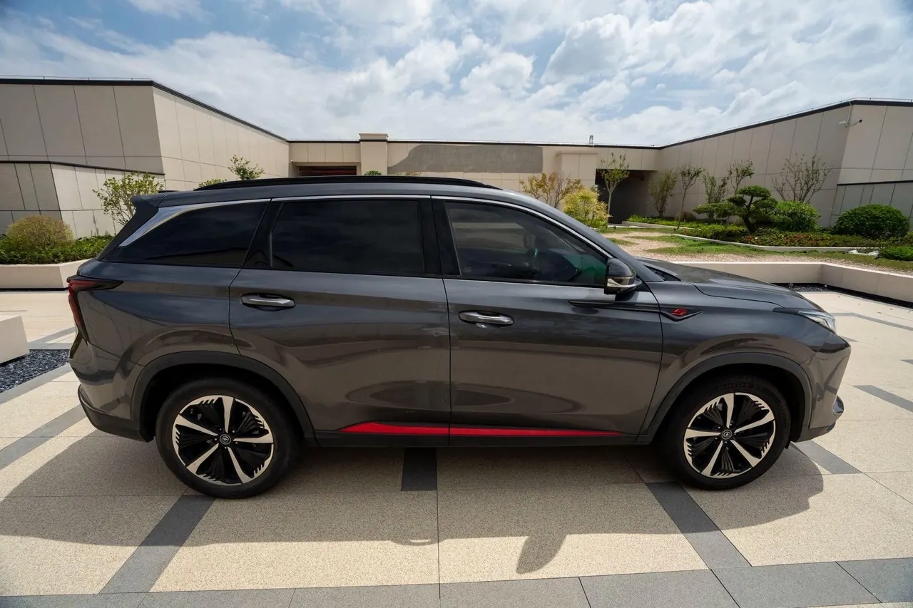 ChangAn 2020 CS75 PLUS 2.0T flagship automatic gear 7