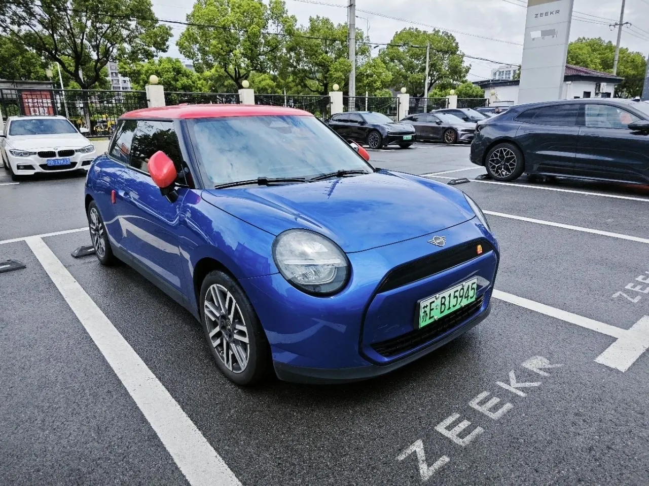 MINI 2024 Mini Cooper E 456km Cooper E Classic Automatic 3