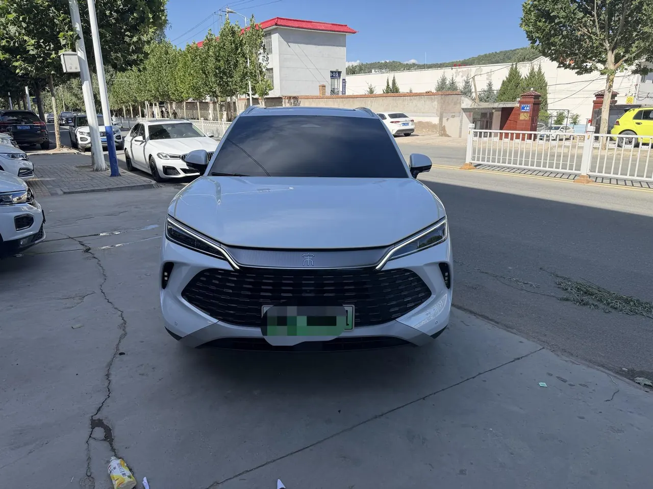 BYD 2024 Song L DM-i 1.5 Stepless 112km Leading Automatic Gear 2