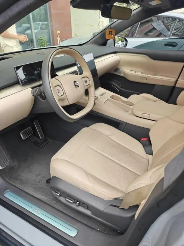 NIO 2022 ET5 75kWh automatic gear 9