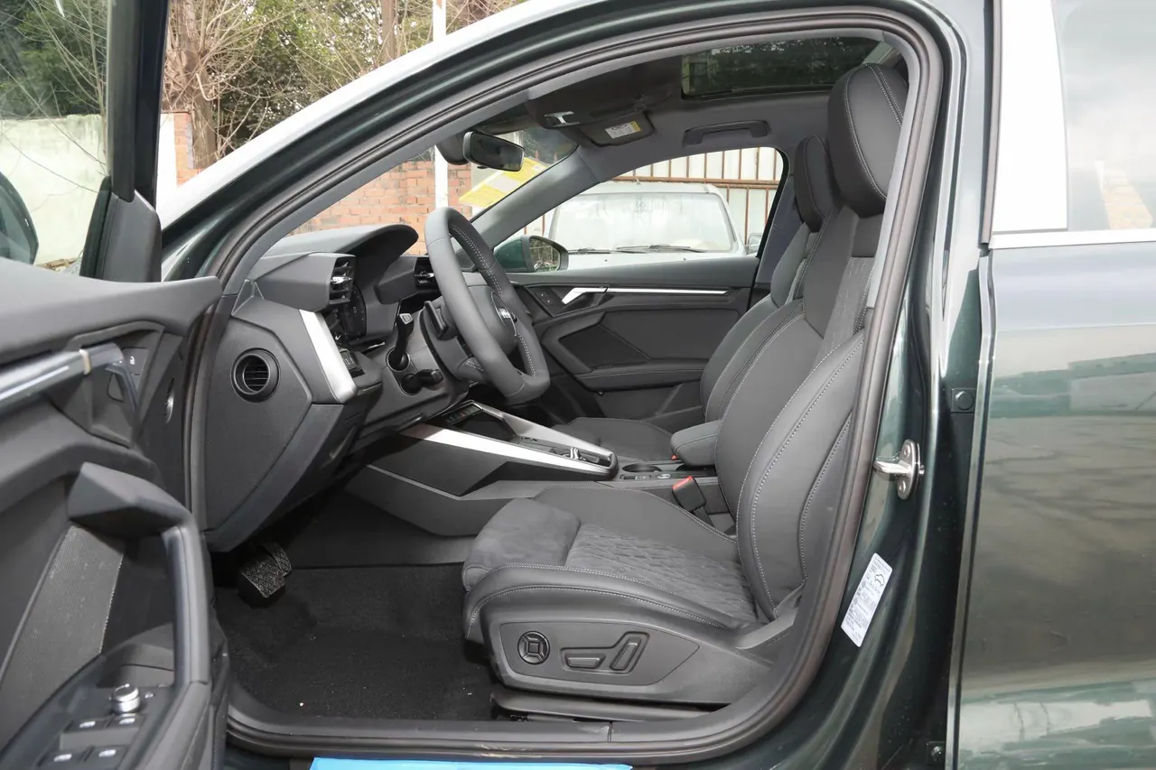 Audi 2022 A3 Sportback 1.4TFSI 35TFSI luxury sports automatic 4