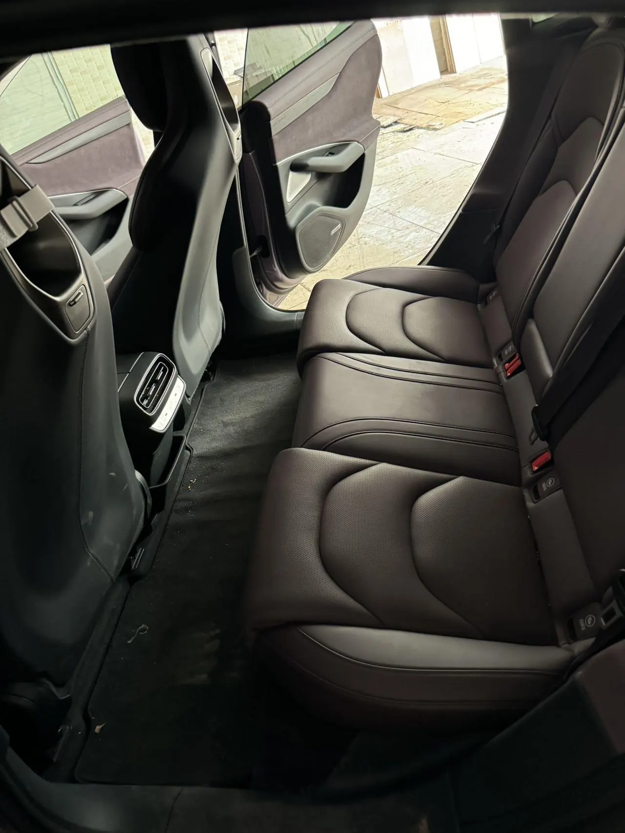 MI 2024 SU 7 800km 4-wheel drive ultra-long endurance high-end smart driving Max version automatic gear 5