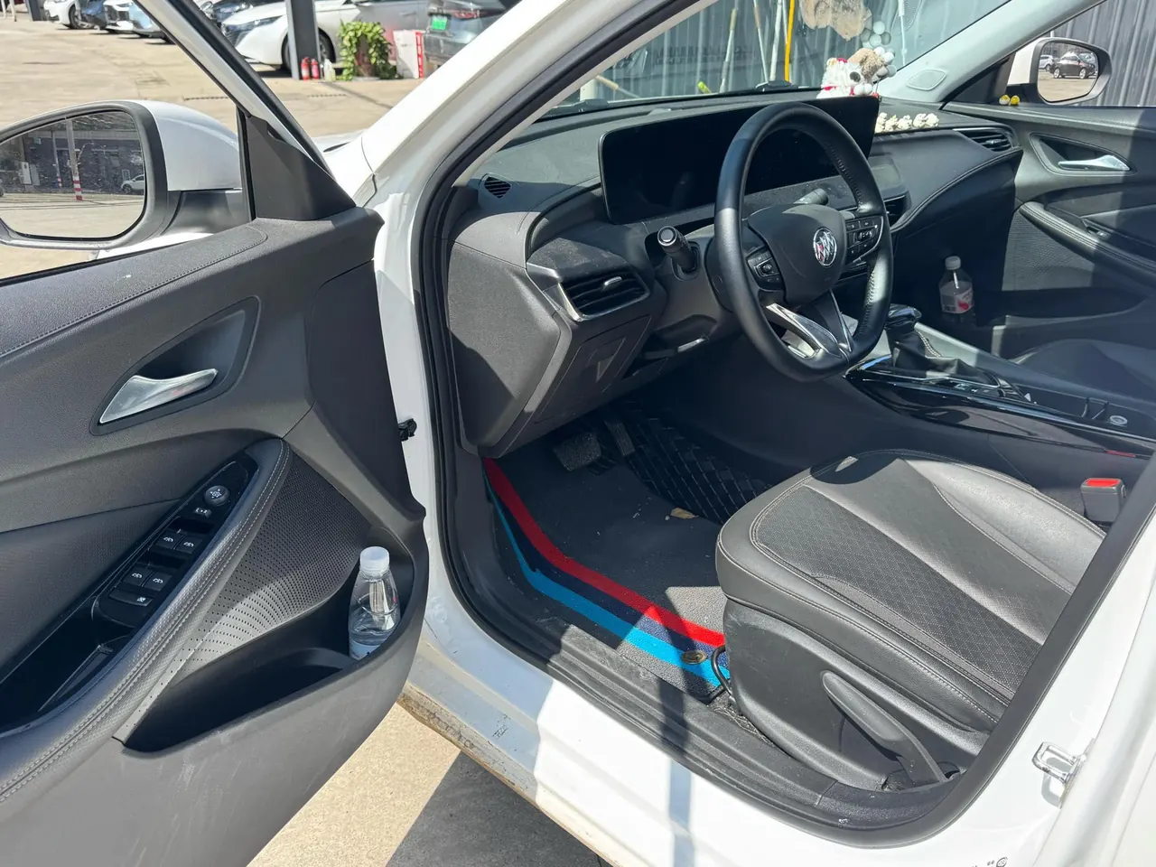 Buick 2023 Weilang Pro 1.5T Stepless Music Edition Automatic Gear 4