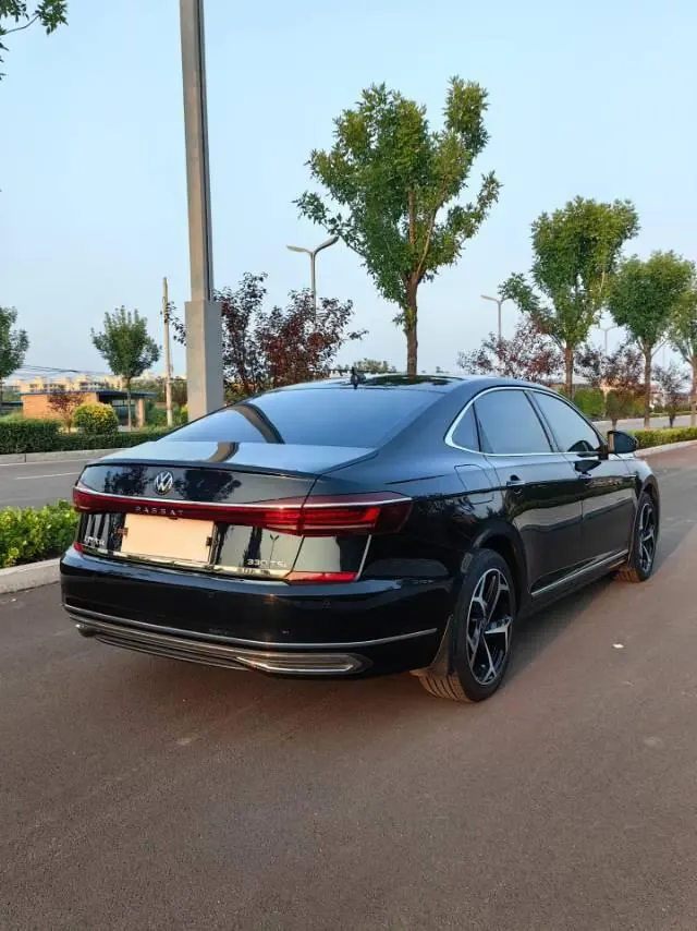 Volkswagen 2023 Passat 2.0TSI 330TSI Elite Edition Automatic 7