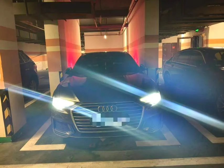 Audi 2021 A6L 2.0TFSI 40TFSI Deluxe Dynamic Automatic 2