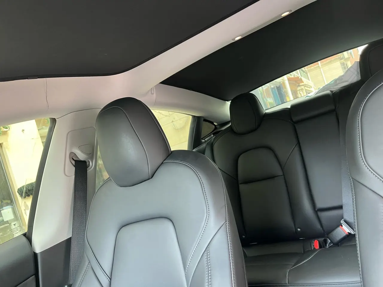 Tesla 2022 Model 3 rear-wheel drive version of automatic transmission 10