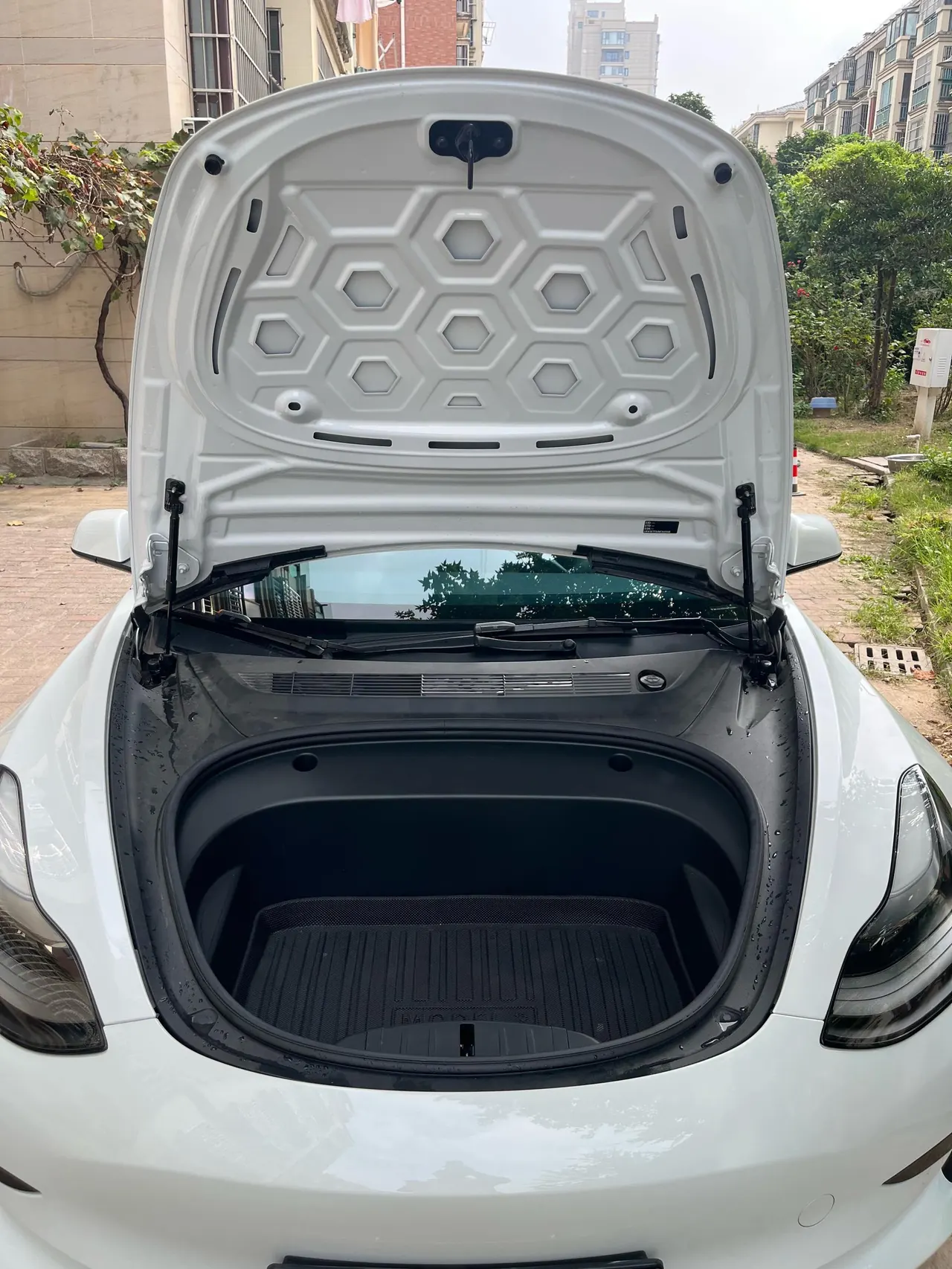Tesla 2022 Model 3 rear-wheel drive version of automatic transmission 12