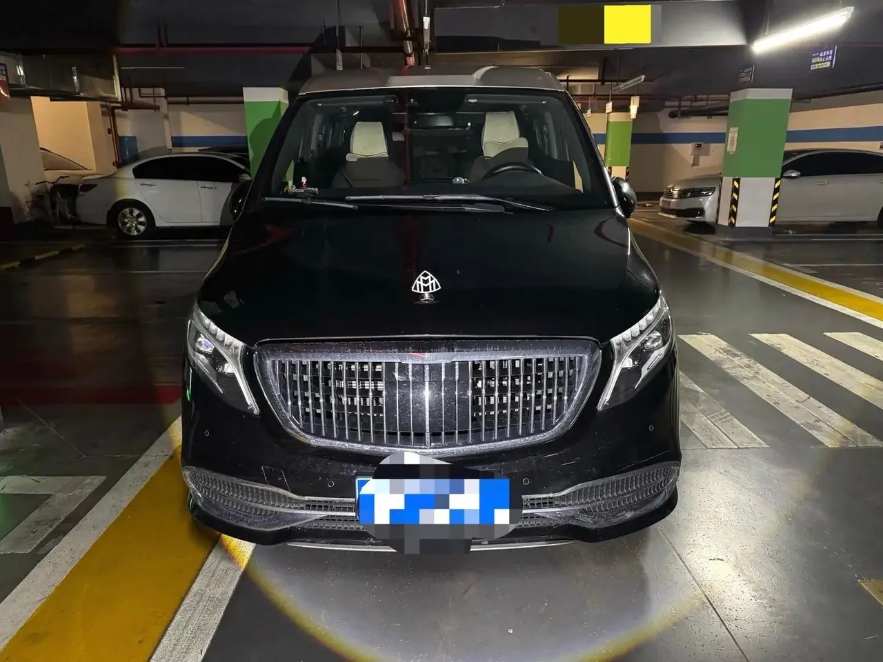 Mercedes Benz V 2021V 260 L 2.0T Premium Edition Automatic Gear 2