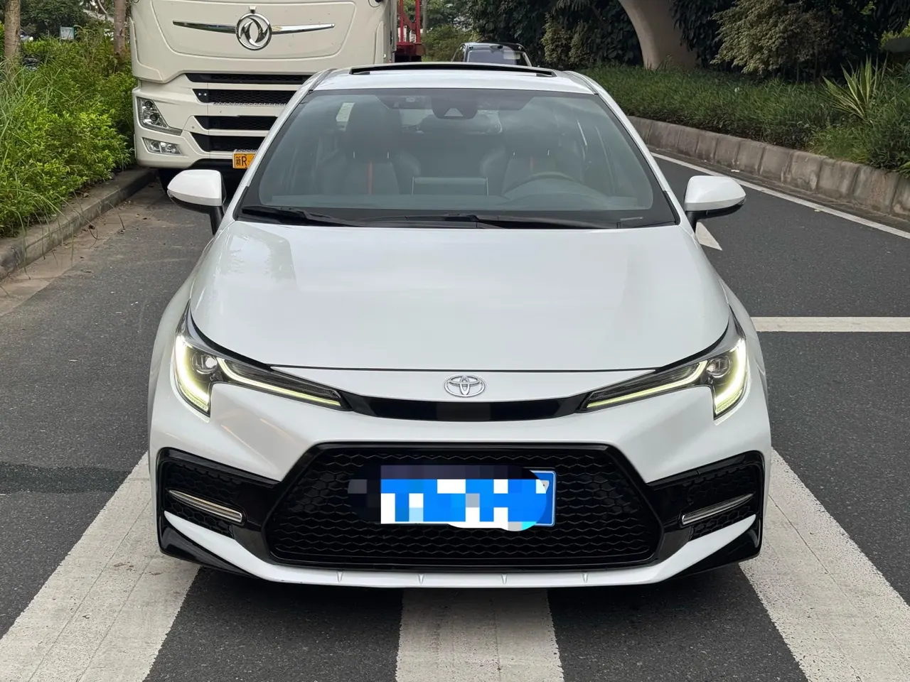 Toyota 2021 Lei Ling 1.2T Stepless 185T Sports Edition Automatic Gear 2