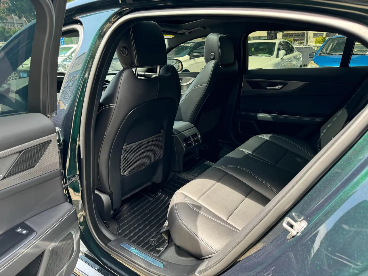 Jaguar 2023 XEL 2.0T 250PS R-DYNAMIC S Enterprising Sports Edition Automatic Gear 8