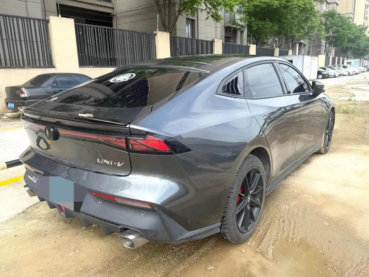 ChangAn 2022 UNI-V 1.5T Sports Edition Automatic 8