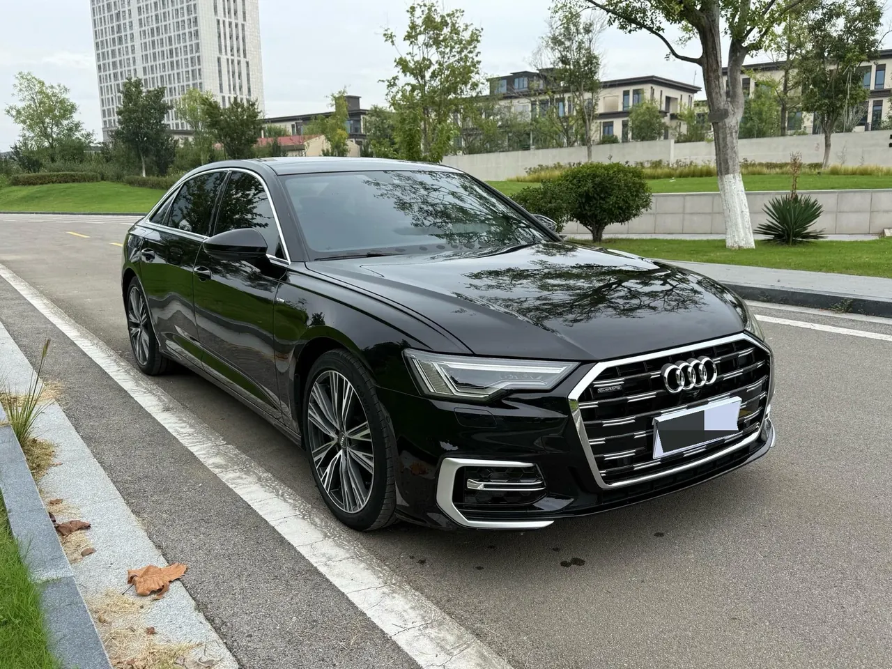 Audi 2021 A6L 2.0TFSI 45TFSI Quattro enjoy dynamic automatic transmission 3