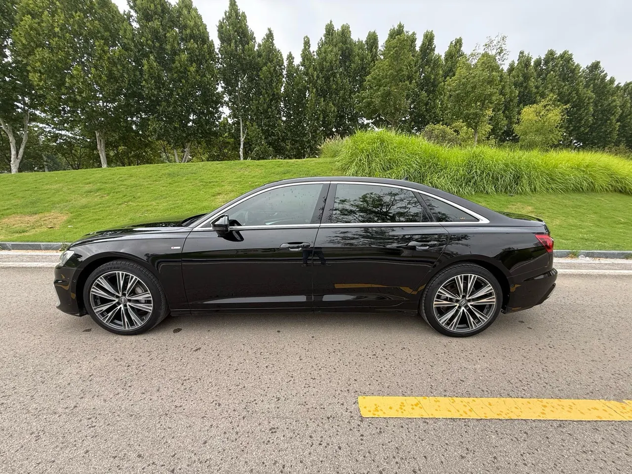 Audi 2021 A6L 2.0TFSI 45TFSI Quattro enjoy dynamic automatic transmission 5
